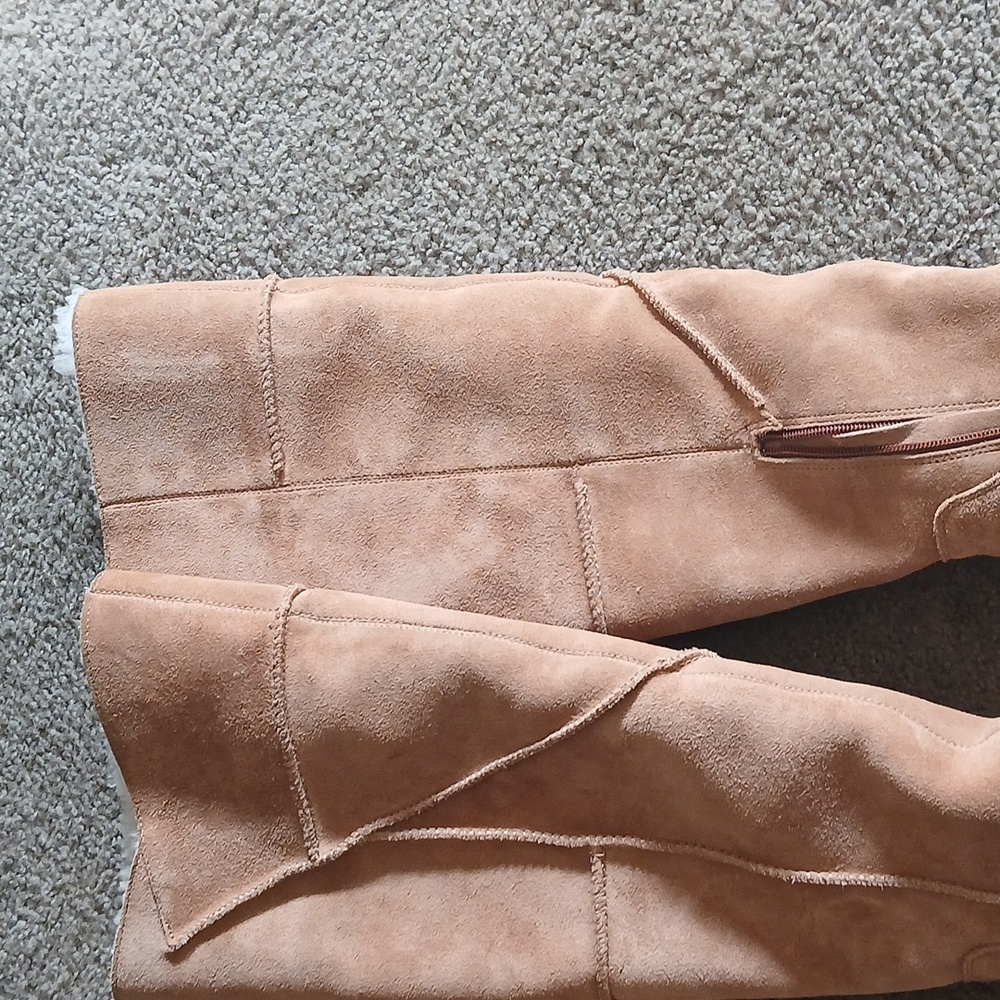 UGG PLATFORM BOOTS - Picture 3 of 8
